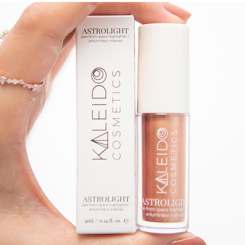 Kaleido Cosmetics Astrolight Highlighter in ‘Electric’